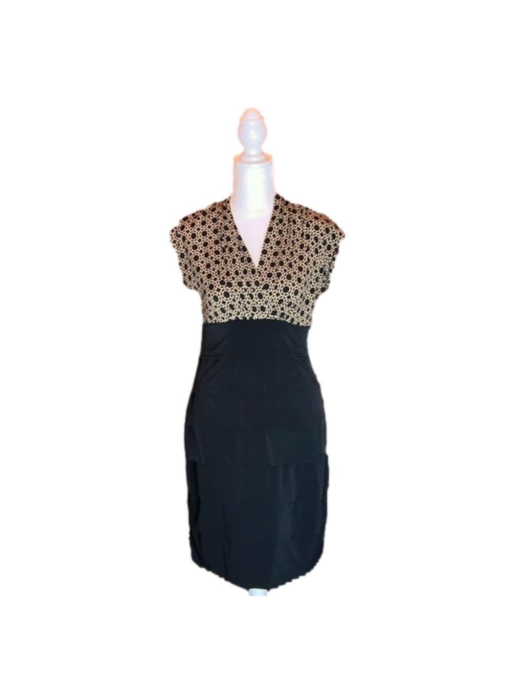 EN FOCUS STUDIO Form Fitting Black with Tan Print Casual Dress Size 6